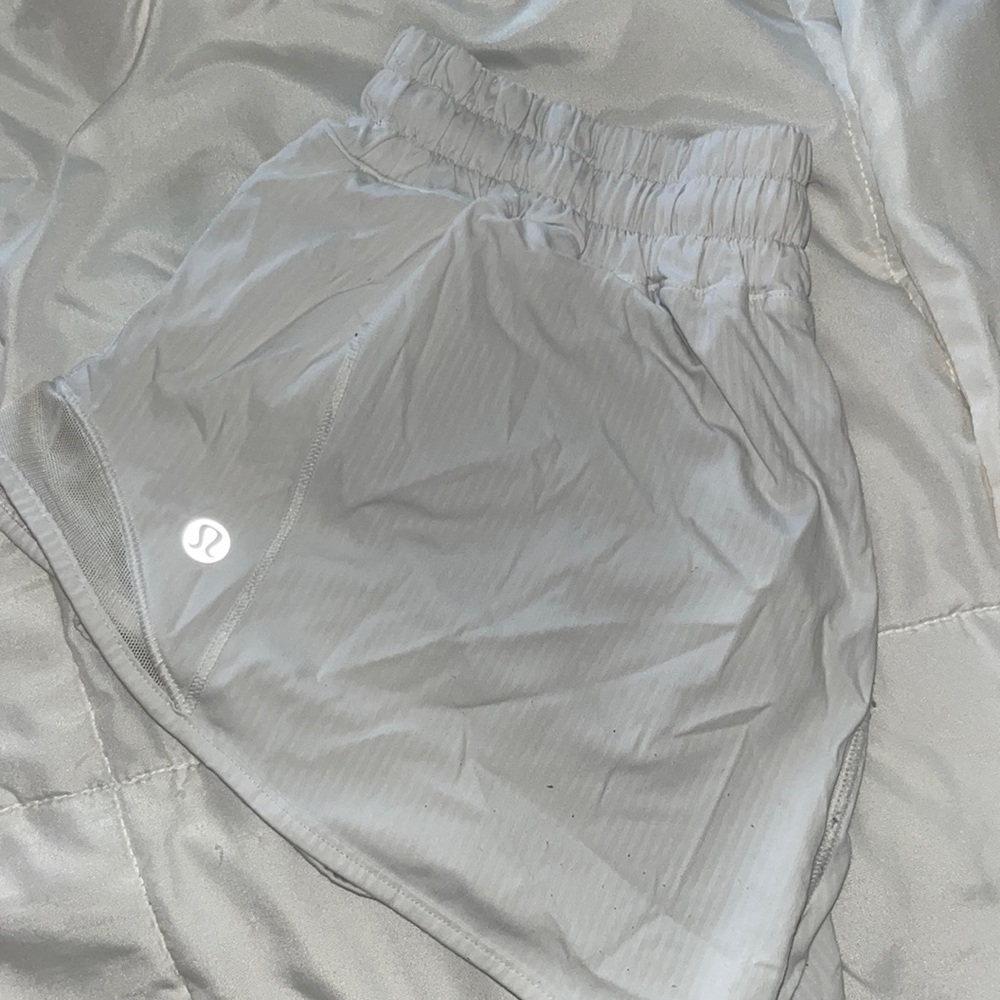 #Lululemon size 4 white hotty hots